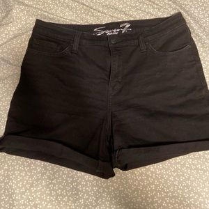 Seven7 black jean shorts